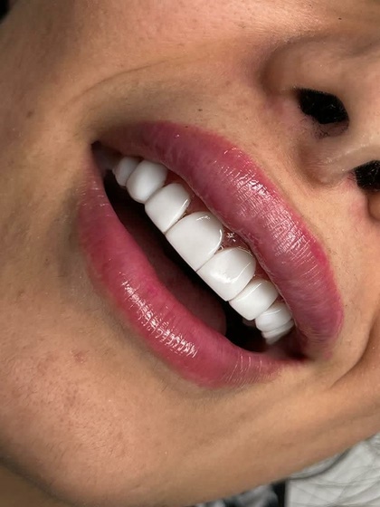 کلینیک دندانپزشکی اسمایل دنتال